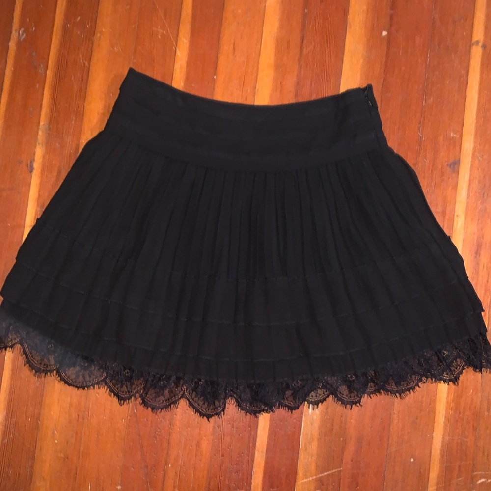 Sam Edelman size 4 black skirt.